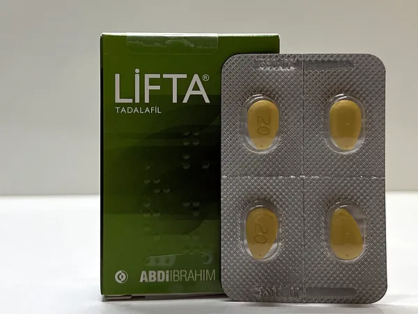 Lifta tadalafil 20 mg dört tabletlik blister kutunun yanında
